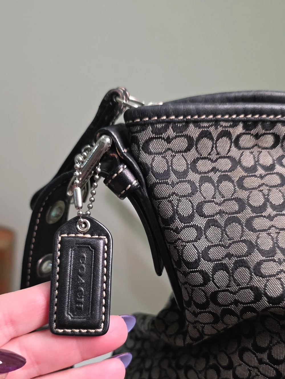 Coach F10944 Grey/Black Signature Print Crossbody Bag w/Matching SOHO Wristlet
